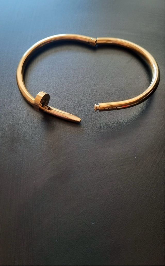 Pulsera clavo