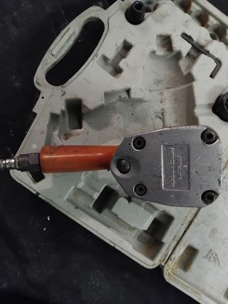 Pistola preomatica avvitatore adaria 