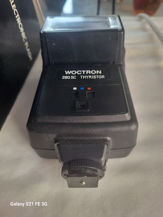 Cámara de fotos y flash