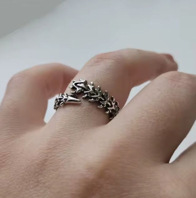 Anillo gótico dark punk rock NUEVO