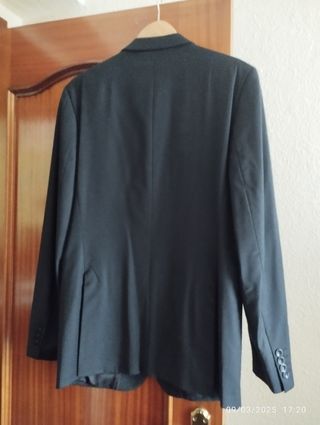 Traje Zara 