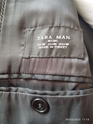 Traje Zara 