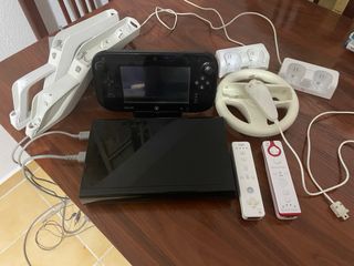 Se vende wii con accesorios y juegos