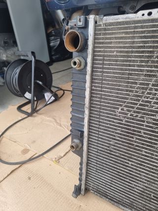 Radiador BMW E34 525TDS y 535i