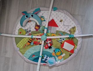 Gimnasio de Bebe y manta de juego