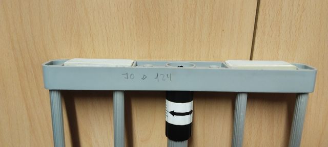 Regilla extensible para huecos almario