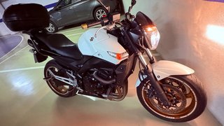 Moto Suzuki gsr 600 2010