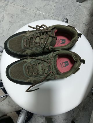 Bota montaña verde militar