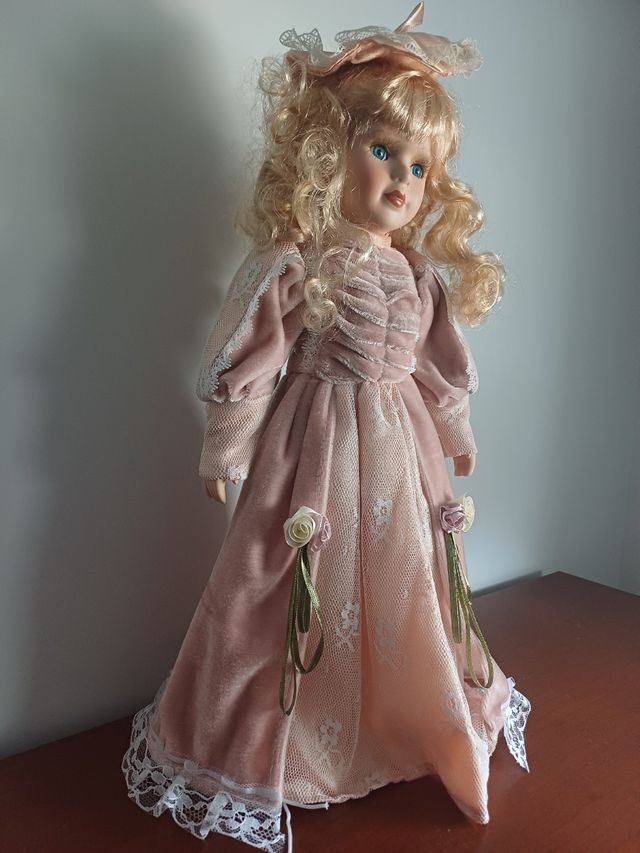 Muñeca de porcelana