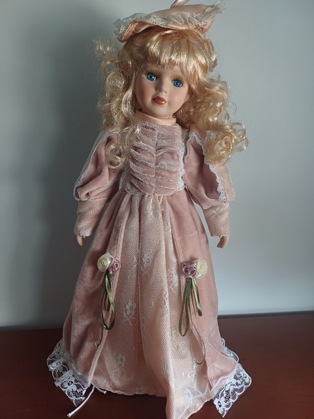 Muñeca de porcelana