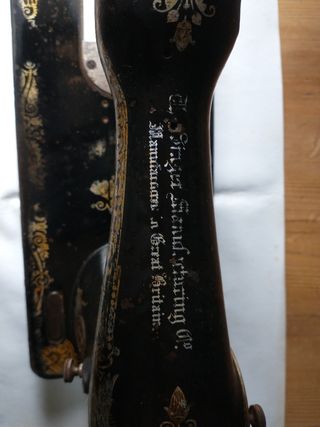 Maquina coser antigua