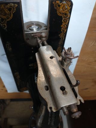 Maquina coser antigua