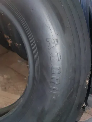 2Pneumatico agricolo direzionale Deestone 7.50-16