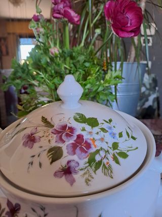 Zuppiera e piatto portata Bavaria