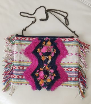Bolso étnico cascabeles