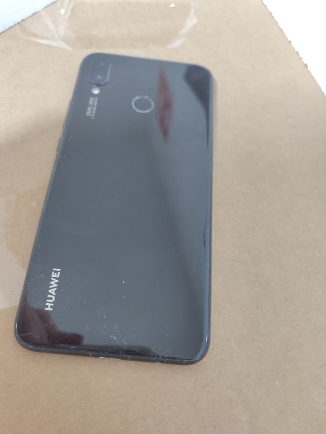 Xiaomi Huawei P Smart Plus