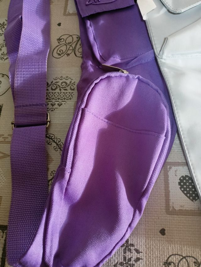 Marsupio con porta cellulare 