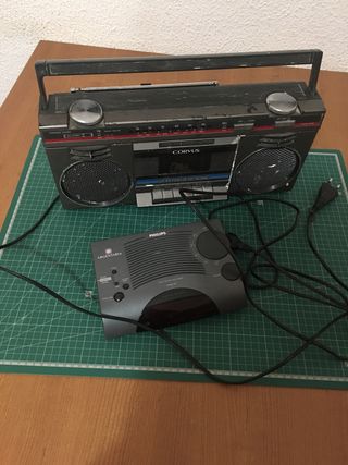 Radiocassette y Despertador