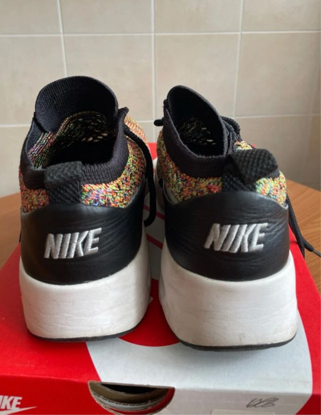Zapatillas Nike de tela multicolor