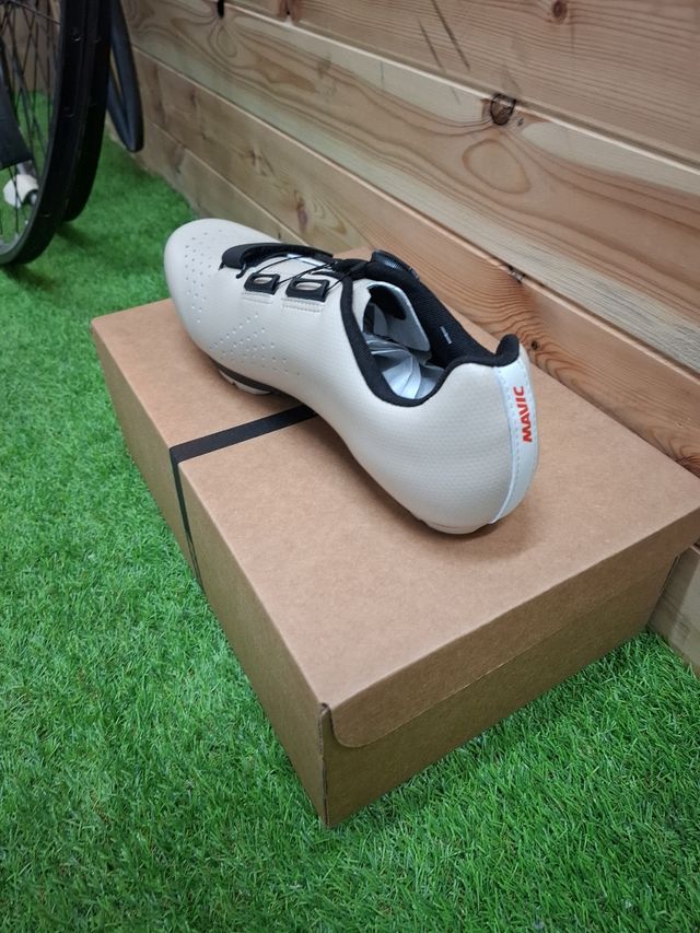 Zapatilla de Bicicleta Montaña