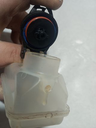 RC

