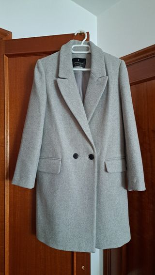 Abrigo midi gris 
