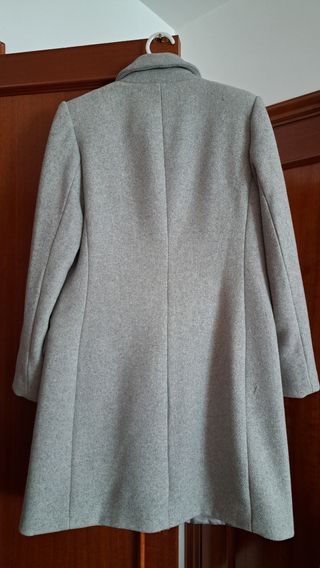 Abrigo midi gris 