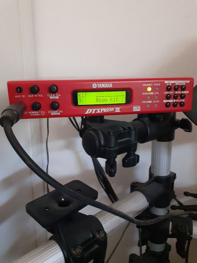 BATERIA ELECTRONICA YAMAHA DTXPRESS III