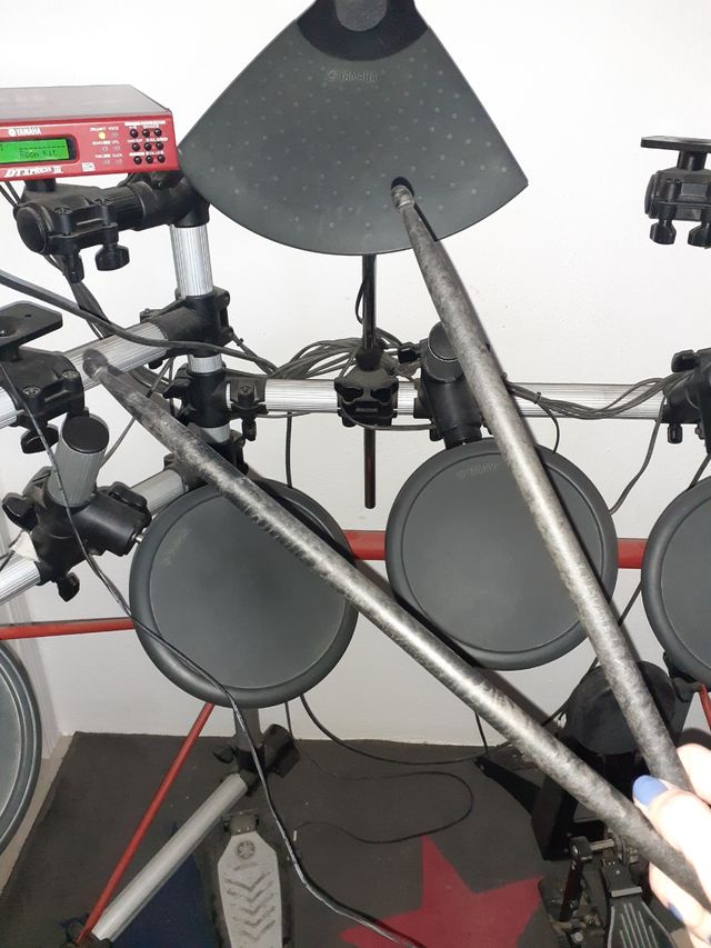 BATERIA ELECTRONICA YAMAHA DTXPRESS III
