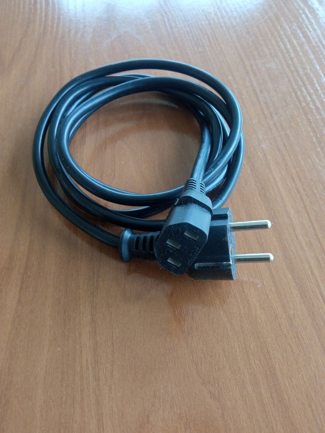 Cables de corriente PC 1.5, 1,8, 2 y 2.5 metros