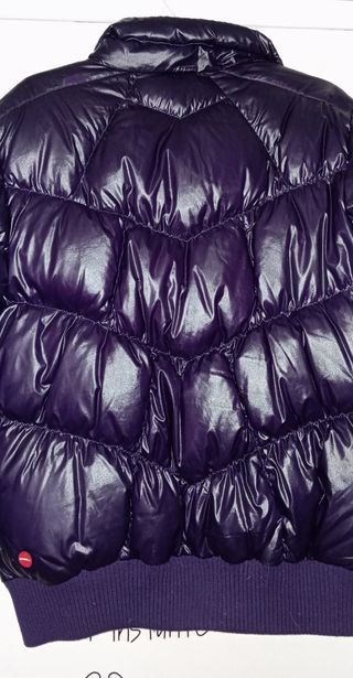 Abrigo plumas mujer morado. Marca Oneill


