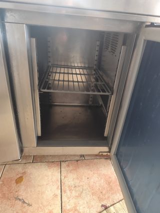MESA REFRIGERADA