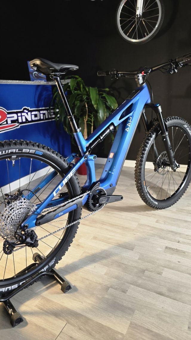 Oferta Cube stereo hybrid one44 hpc slx 800 2025