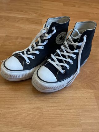 Converse negras plataforma