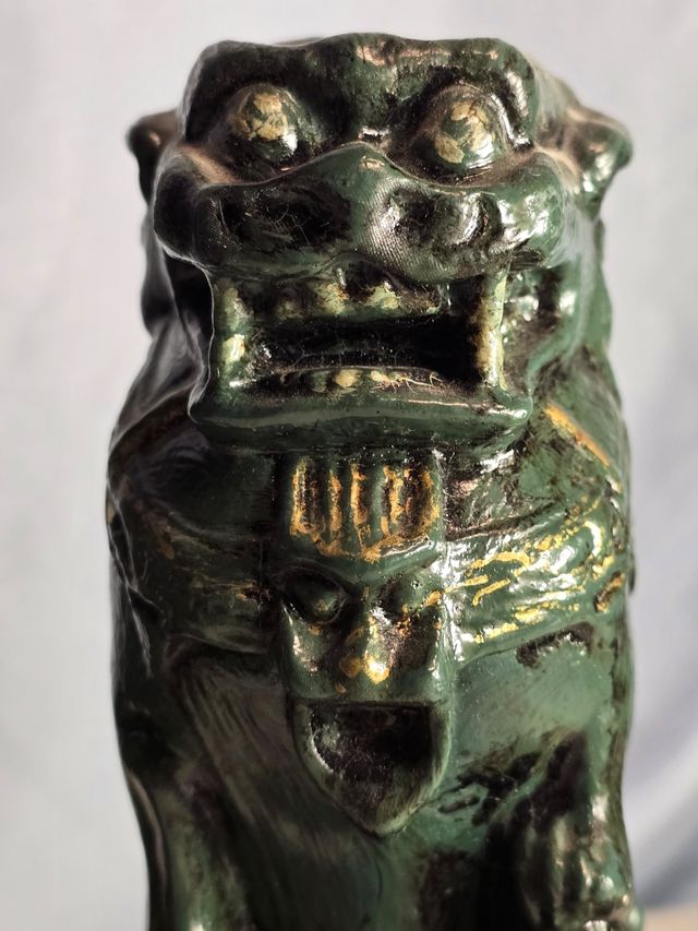 Pareja de dragones protectores asiáticos