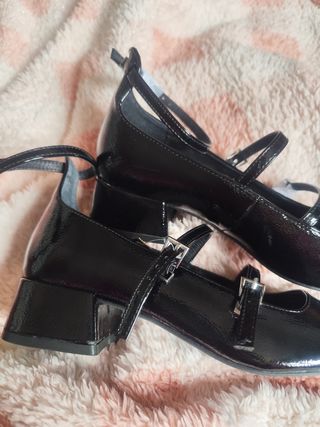 Zapatos de charol