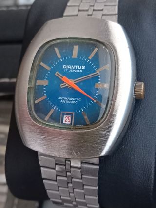 Reloj  vintage Diantus de cuerda