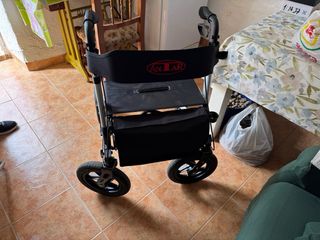 Andador plegable
