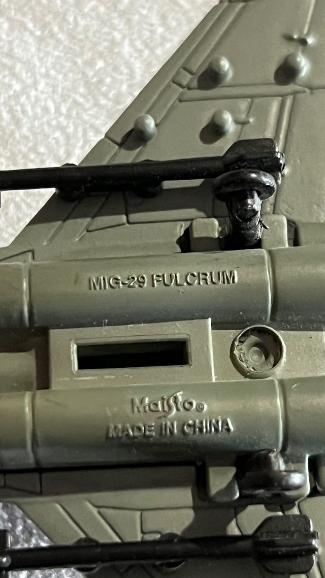 MIG29 Fullcrum a escala