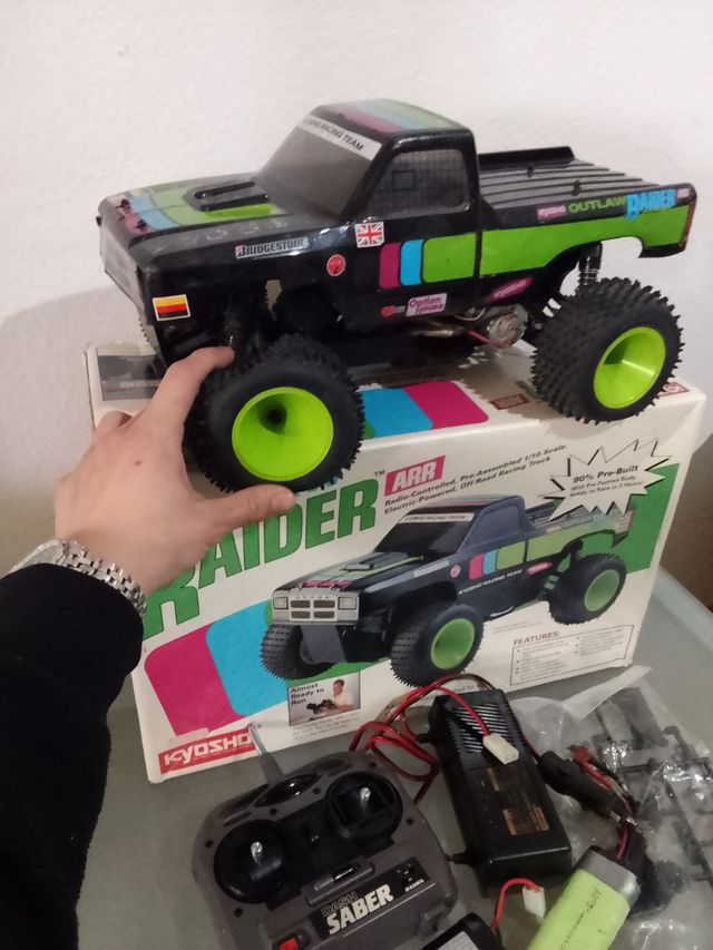 KYOSHO RAIDER COCHE RC RADIOCONTROL