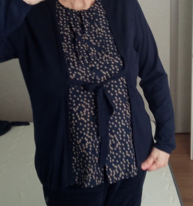 Blusa leggera con inserto in seta