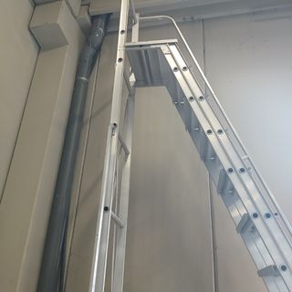 escalera de aluminio