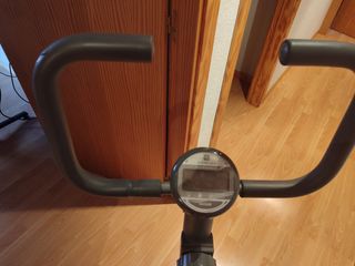 Bicicleta estática y elíptica