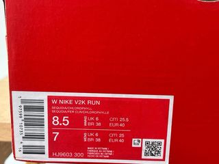 Zapatillas Nike v2k Run