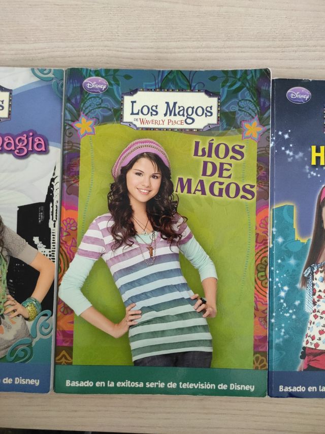 Hechizada (LOS MAGOS DE WAVERLY PLACE) (Spanish Edition)