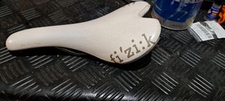 Sillin bici Fi'ziik 130 mm