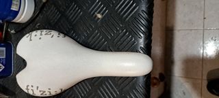 Sillin bici Fi'ziik 130 mm