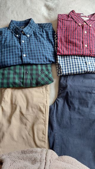 Pantalones chinos y camisas