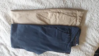 Pantalones chinos y camisas
