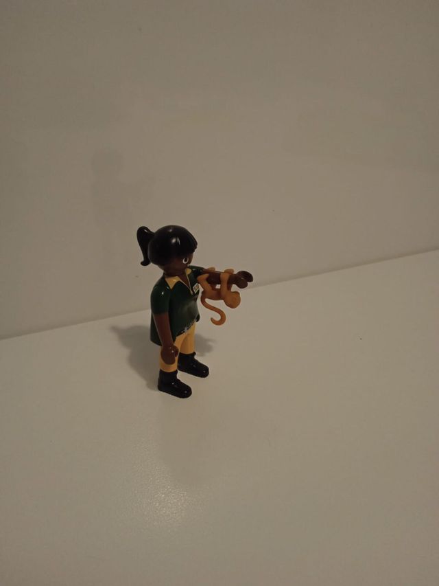Muñeca playmobil del zoo